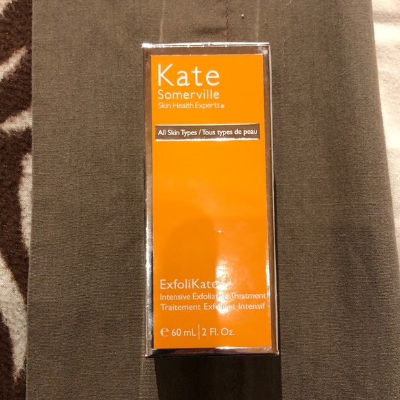 Kate Somerville All Skin Types Exfolikate - Picture 2 of 2